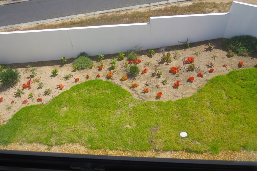 3 Bedroom Property for Sale in Golden Mile Western Cape